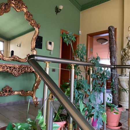 Tirana Apartment B&B Экстерьер фото